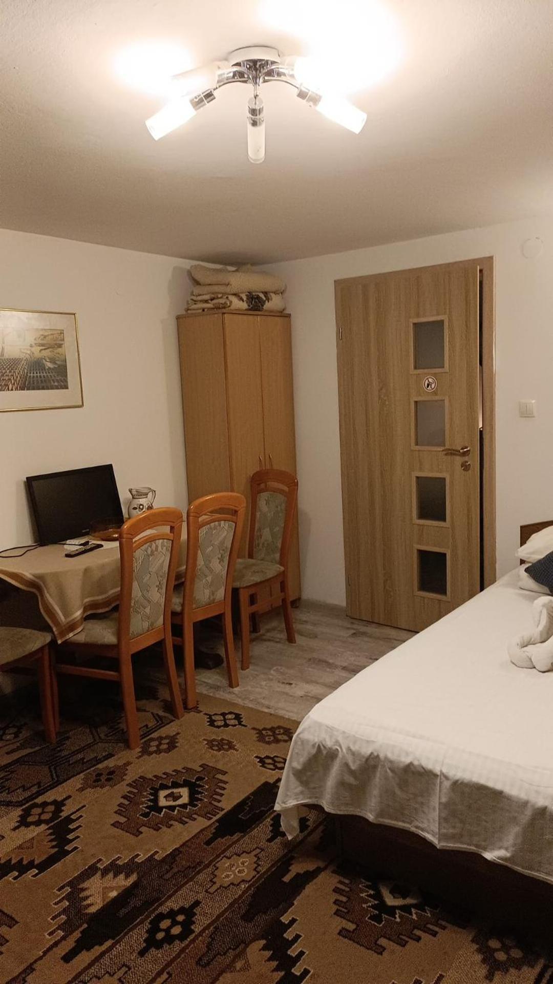 Hostel พอซนาน ภายนอก รูปภาพ